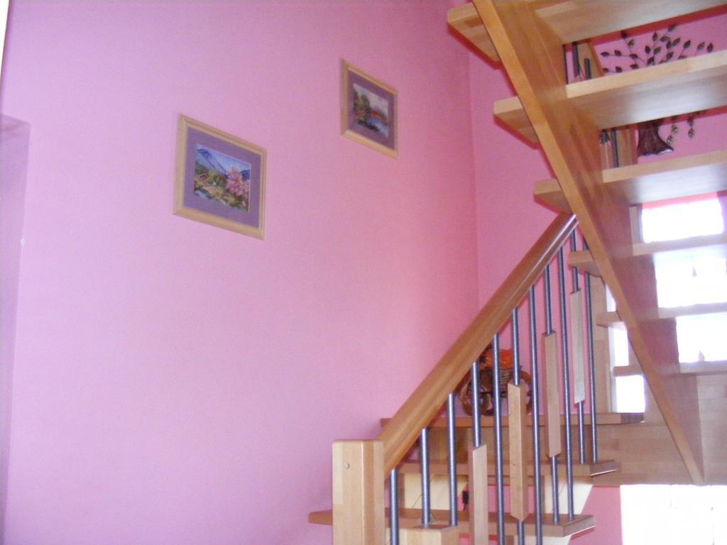 Domino Apartman Korotnok Kültér fotó