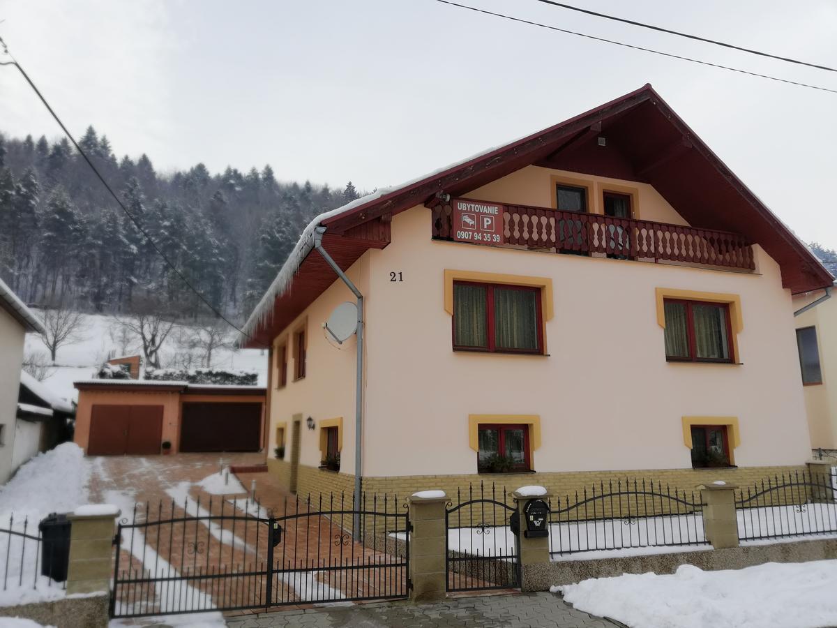 Domino Apartman Korotnok Kültér fotó