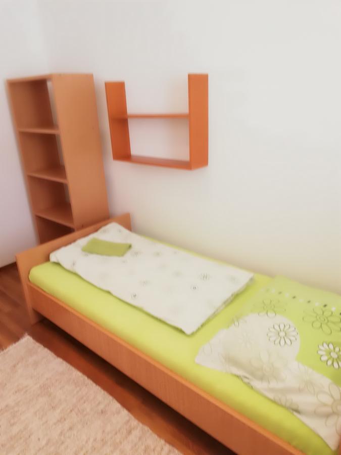 Domino Apartman Korotnok Kültér fotó