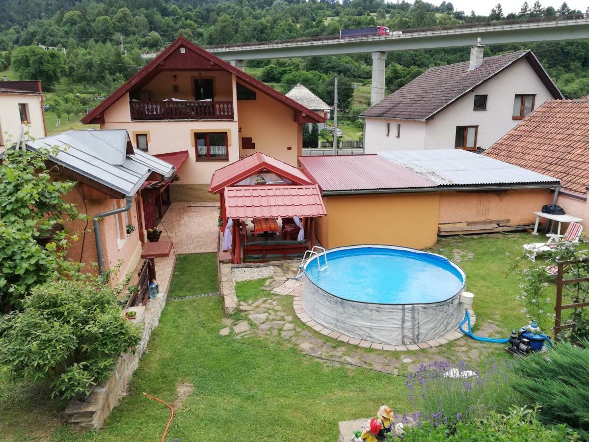Domino Apartman Korotnok Kültér fotó